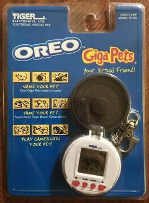 Giga Pets: Oreo